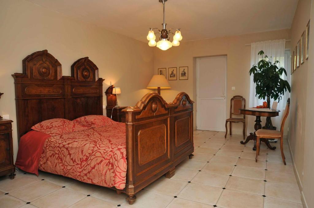 Chambres Et Tables D'Hotes Le Voriou Couddes Kamer foto